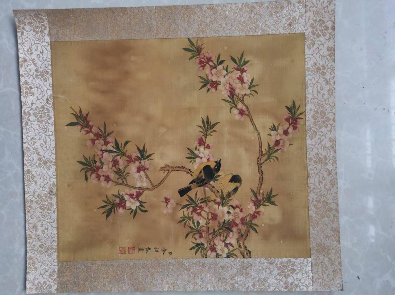 《清代宫廷御用设色绢12张》