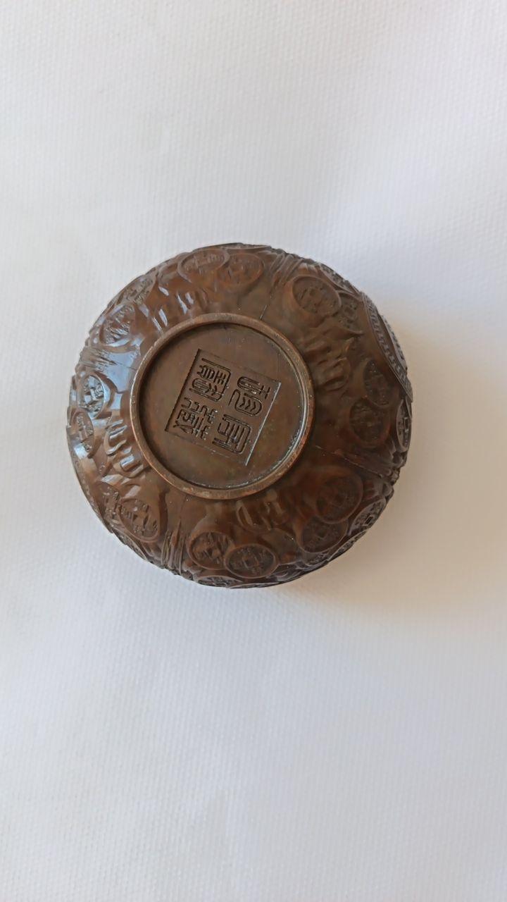 祥云龙纹铜碗