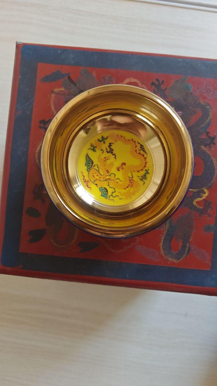 明代宣德款蓝地描金云龙纹碗