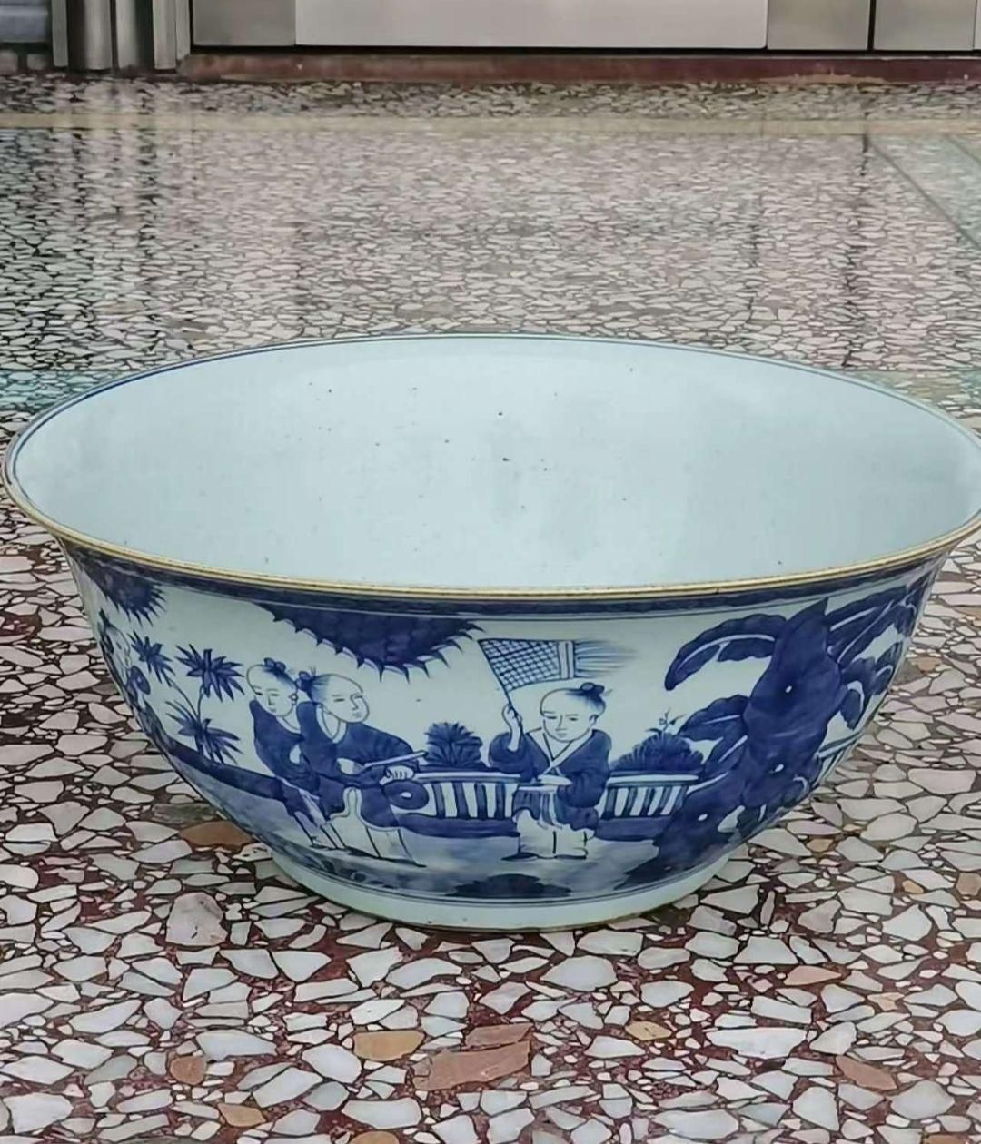 青花婴戏图