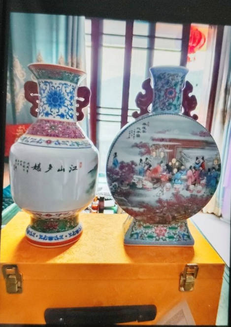 抱月瓶