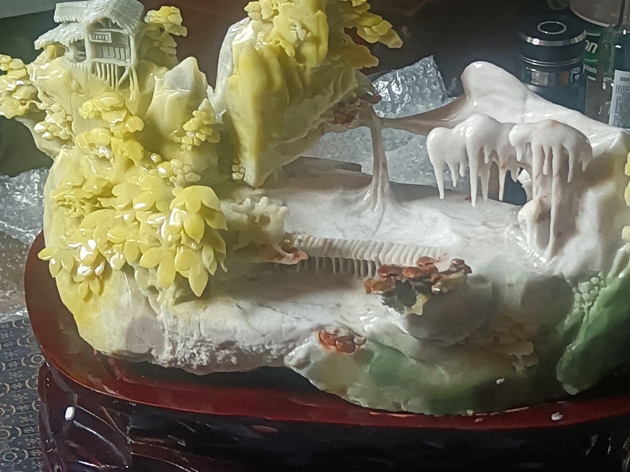 山水岫玉