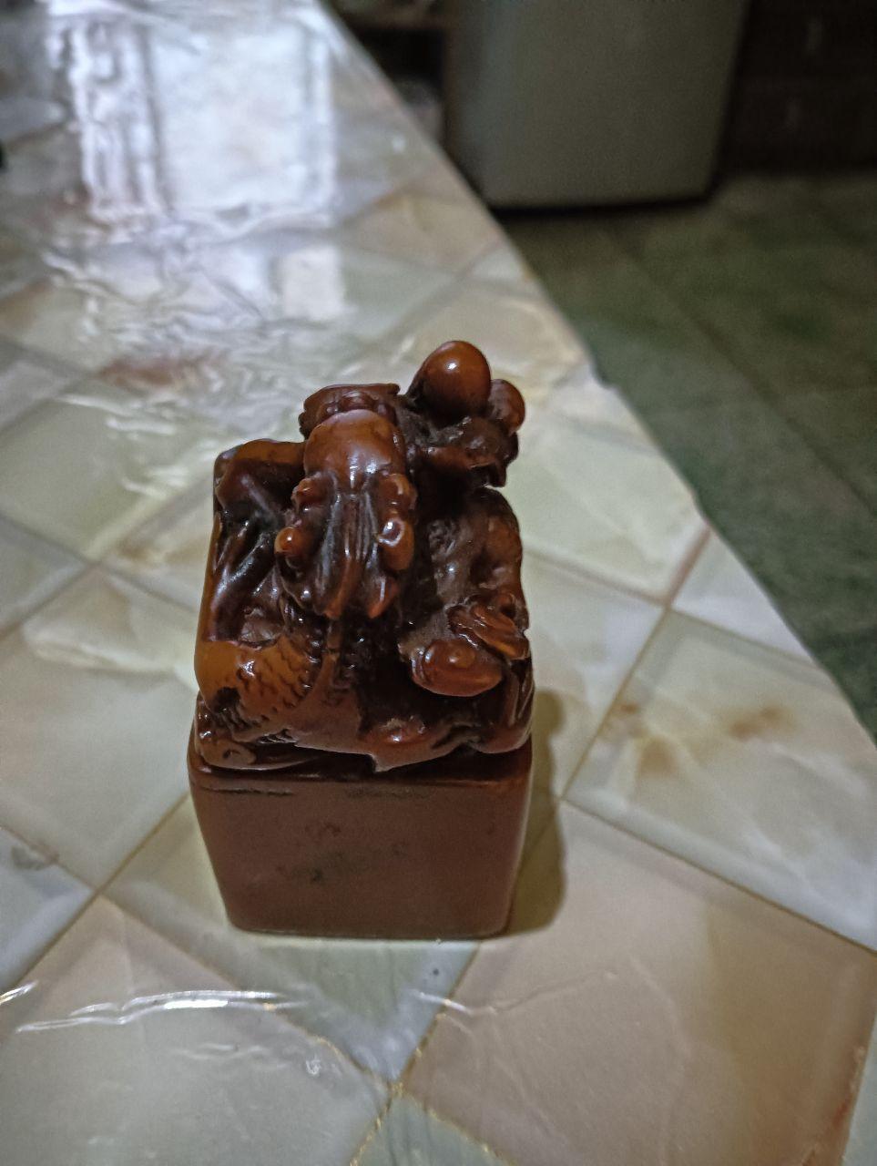 瑞兽戏珠钮印章