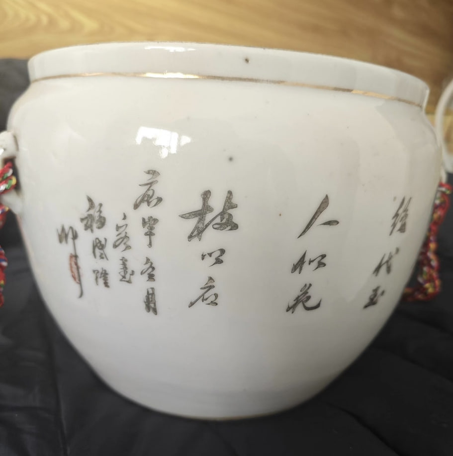 民国粉彩桃花仕女